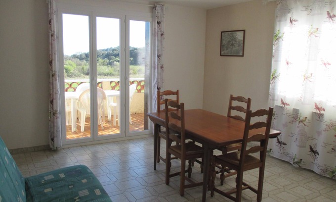 Ales Apartment | QUIET AND GREEN APARTMENT(Air-conditioned)