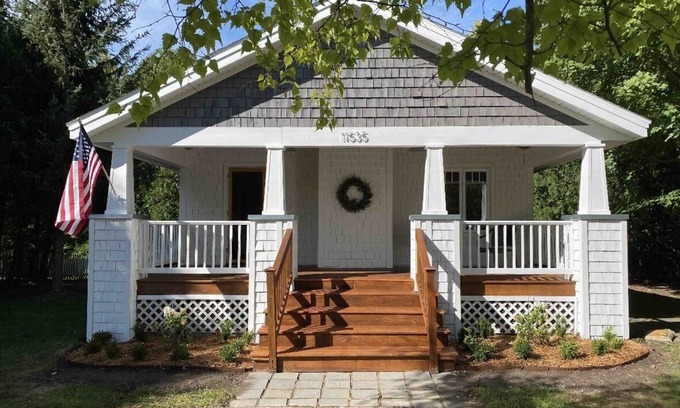 Charlevoix House | Quiet and Peaceful Bungalow close to all area amenities!