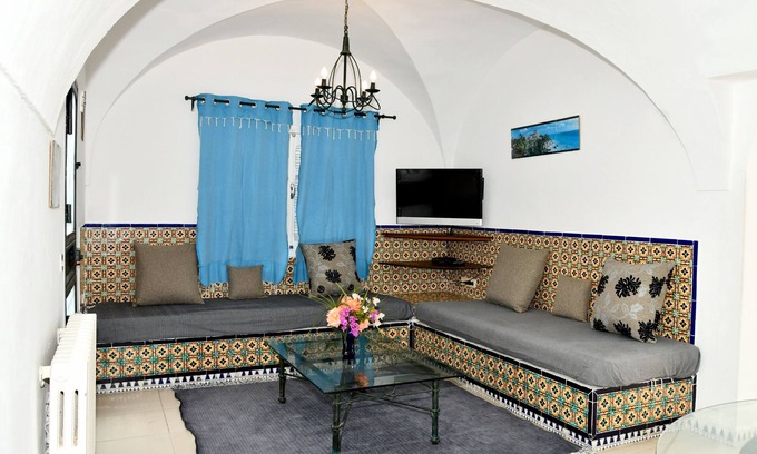 Hammamet Sud House | quiet and secure bungalow residence in a tourist street
