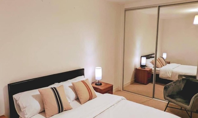 Royal Docks Bed & Breakfast | Quiet and welcoming 1 bedroom by Excel London