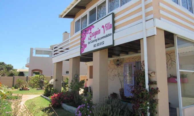 Lambert's Bay Apartment | Quiet coastal apartments with sea views - spectacular sunsets