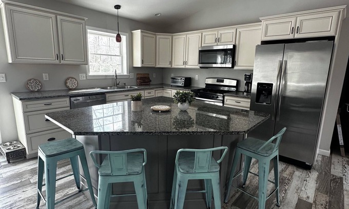 Glenburn House | Quiet, Convenient Home Minutes from Bangor & Campuses