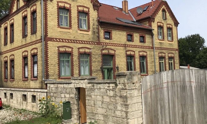 Wedderstedt Apartment | Quiet country house 2-room apartment with 9000 sqm garden - Wedderstedt