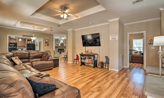 Dunnellon House | Quiet Dunnellon Escape w/ Large Covered Porch