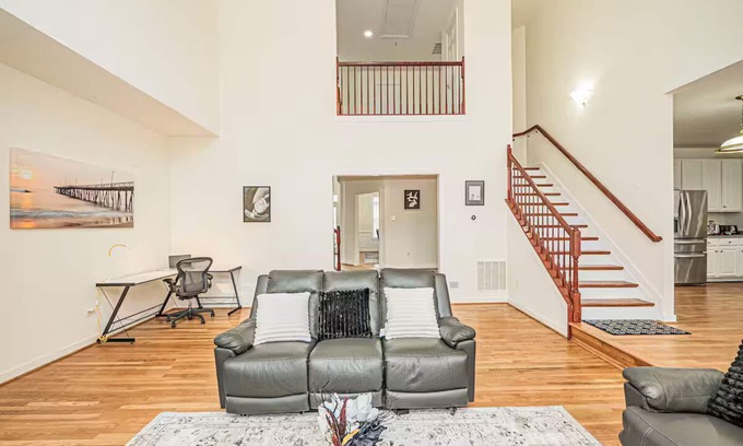 Bowie House | Quiet Escape with Easy DC Access-5BRMs Free Parking