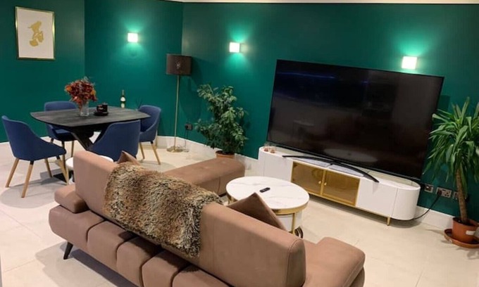 Little Venice Apartment | Quiet flat in heart of London