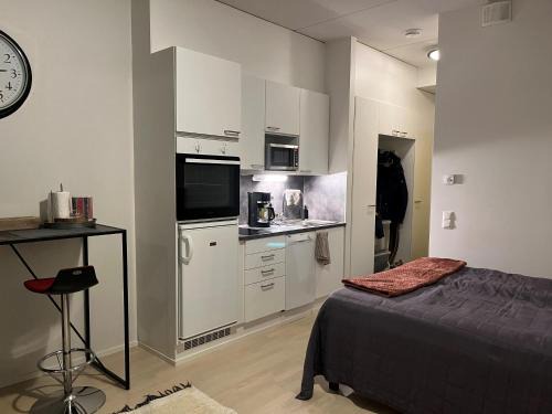 Kerava Apartment | Quiet home in center WiFi, parking, balcony