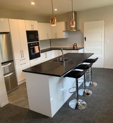 Dunedin House | Quiet home with modern touch