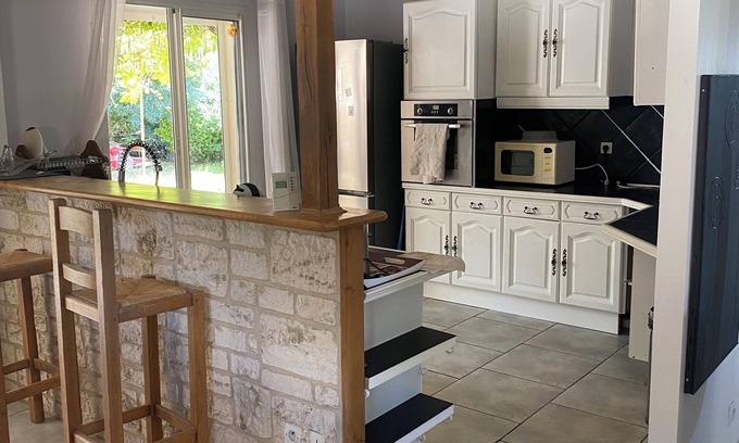 Beziers House | Quiet house