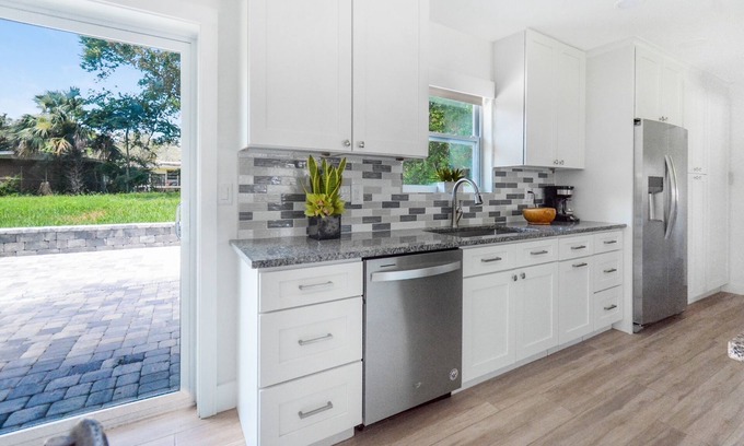 St. Augustine House | Quiet Island living near with all the perks!