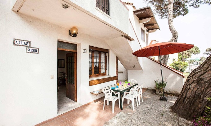 Rosolina Mare Apartment | Quiet little villa by the seaside in Rosolina Mare