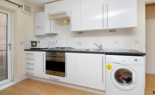 Forest Gate Apartment | Quiet & nice flat-East london-E7