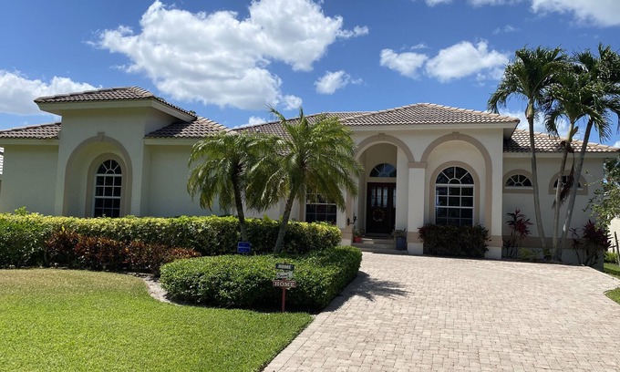 Royal Harbor House | Quiet Old Naples waterfront house with dock Walk or bike to town