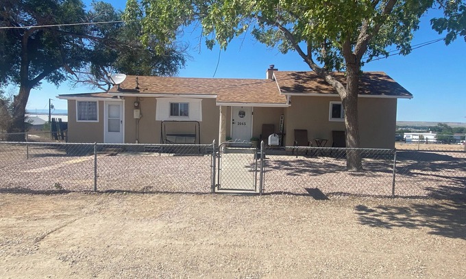 Pueblo House | Quiet one bedroom house