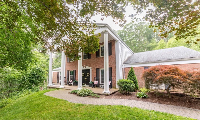 Middletown House | Quiet, private location close to Wesleyan University & downtown Middletown.