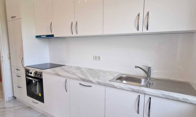 Oberursel Apartment | Quiet residential complex
