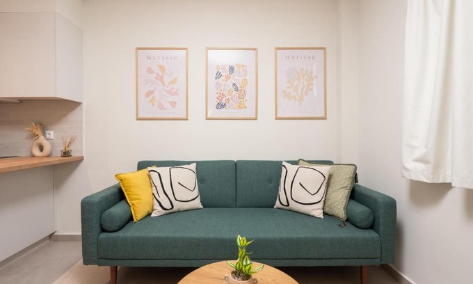 Exarhia Apartment | Quiet Studio In The Heart of Athens