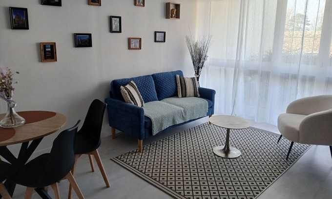 Roscoff Apartment | Quiet studio, near the center, in wooded residence