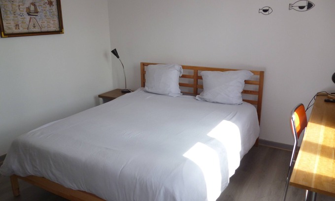 Bleriot-Plage Apartment | Quiet sunny apartment in the center of Sangatte at 80 meters of the beach.