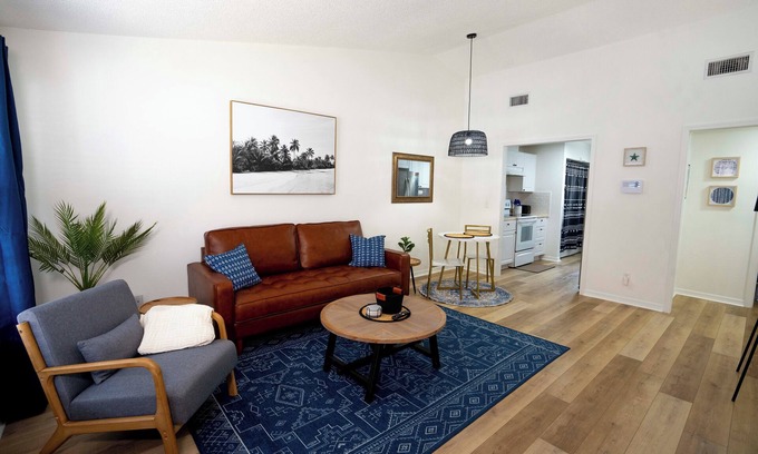 Tarpon Springs House | Quiet Tarpon Springs Unit Close to All the City has to offer!