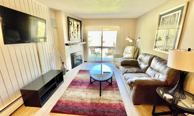 Grand Junction Apartment | Quiet top floor apartment with indoor pool