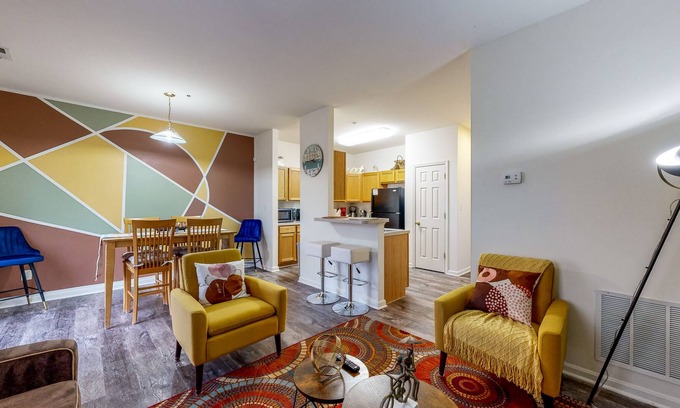 Fruitland House | Quiet Townhome with Full Kitchen, Private Washer/Dryer, WiFi & Central AC