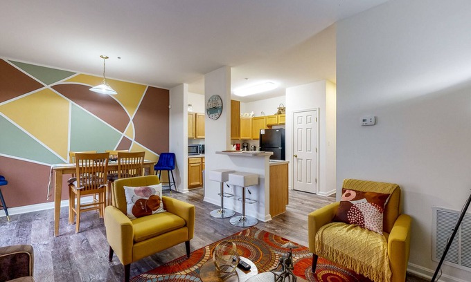 Fruitland House | Quiet Townhome with Full Kitchen, Private Washer/Dryer, WiFi & Central AC
