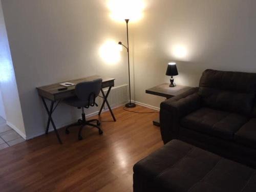 Lawton House | Quiet townhouse close to Fort Sill!