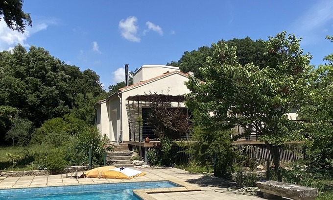 Assas Villa | Quiet. Villa 180 m2. Land 4000 m2. Big pool.