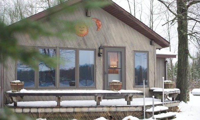 Rhinelander Cabin | Quiet waterfront cabin near Tomahawk & Minocqua, Pet friendly