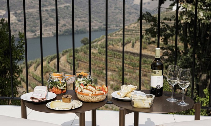 Adorigo Hotel | Quinta de São Luiz - The Vine House