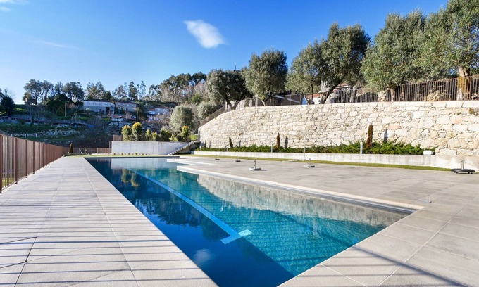 Guilhofrei Apartment | Quinta Leitão III T3 with pool by Sé Apartamentos
