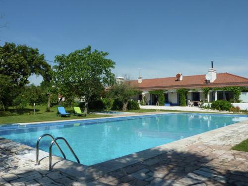 Montemor-o-Novo House | Quinta with Pool and Olive Grove Views