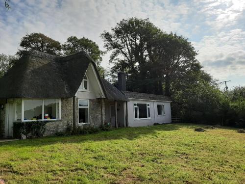Newton Ferrers House | Quintessential, secluded South Devon cottage