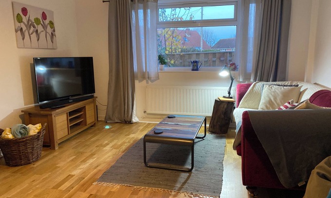New Forest District Cottage | Quirky house in heart of Lymington