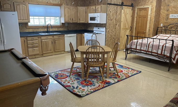 Pecatonica Apartment | Quite- relaxing country living with pool/hot tub and sauna!