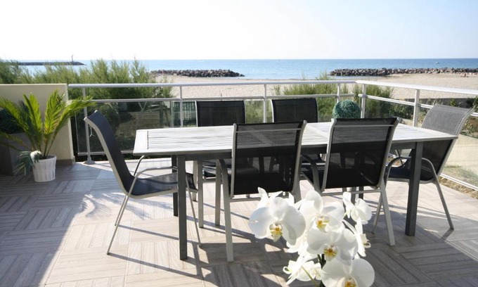 Frontignan Apartment | Résidence La Voile Blanche 1
