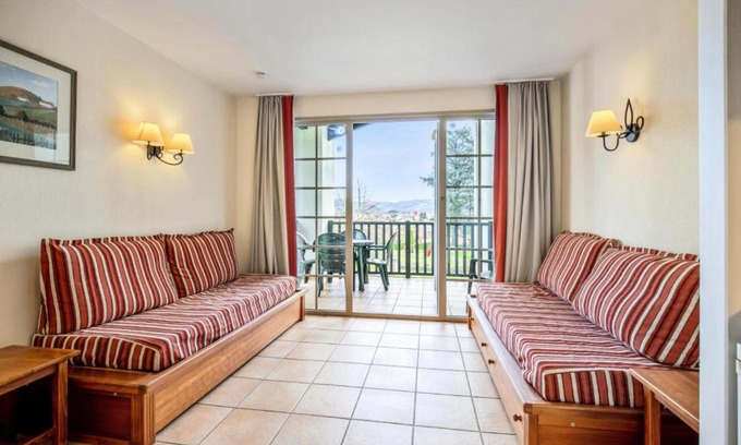 Uhart-Cize Apartment | Résidence Le Parc d'Arradoy - maeva Home - Appartement 2 Pièces 5 Personnes - Confort MAE-0856