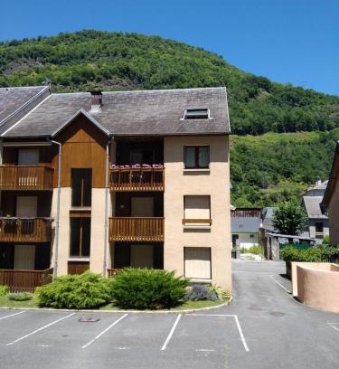 Bagneres-de-Luchon Apartment | Résidence Peyresourde