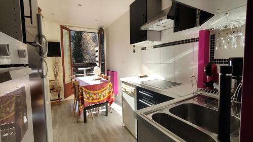Vallouise Apartment | Résidence Saint Genest - Appartement proche Village 4 pers MAE-1911
