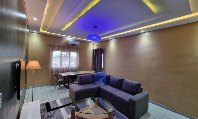 Abomey-Calavi Apartment | Résidence Schilo - Appartement Exclusif Climatisé 2 Chambres Avec Piscine