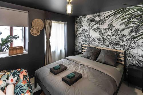 Blois Apartment | Rêve Tropical Balnéo - Votre Pause Enchantée