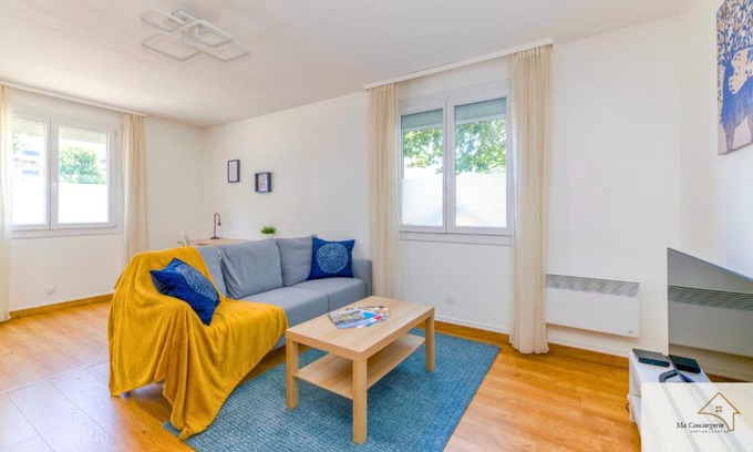 Secteur 1 Apartment | R'Apparts T3 The Forest