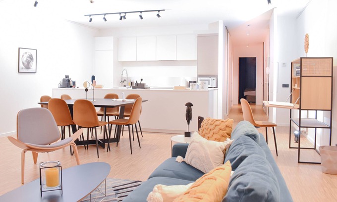 Saint-Josse-ten-Noode Apartment | R213 - Executive Gem in Brussels