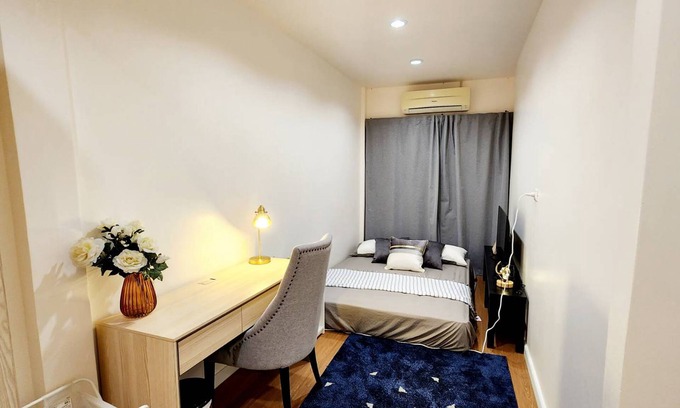 Bang Chak House | R3 House,bts,Mega Bangna,night market,Suvarnabhumi