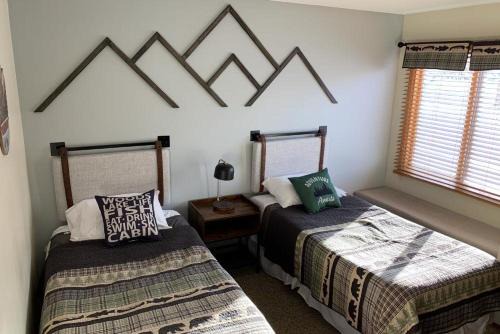 Clark House | Rabbit Ears