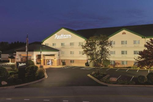 Rockford Hotel | Radisson Hotel & Conference Center Rockford