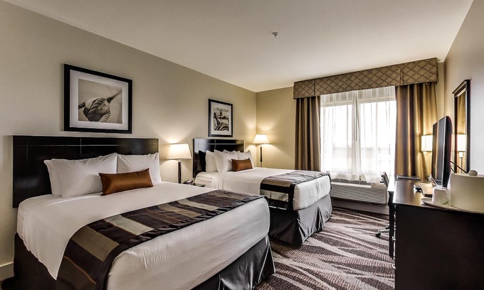 Leduc Hotel | Radisson Hotel Edmonton Airport