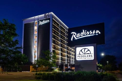 Northwestern Precinct Hotel | Radisson Hotel St Paul Downtown