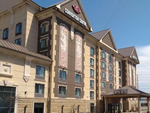 Gateway Hotel | Radisson Hotel Toronto Airport West